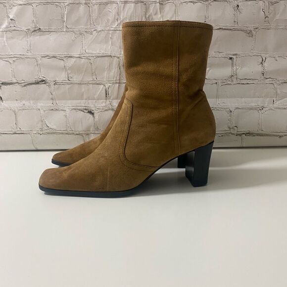Tan Suede Boots - Picture 1 of 11